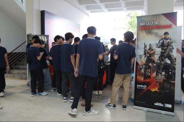 AMD cùng Nguyễn Công PC đồng hành tư vấn chọn PC cho sinh viên trường Đại Học Xây Dựng Hà Nội